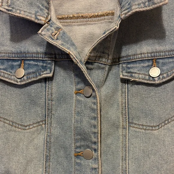 Universal Thread Light Blue Denim Vest. This is a size XXL. - Picture 5 of 8